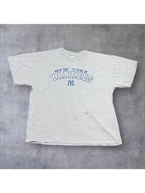 Vintage Y2K Mlb New York Yankees Baseball Spell Out Gray CSA Men’s Tee X-Large